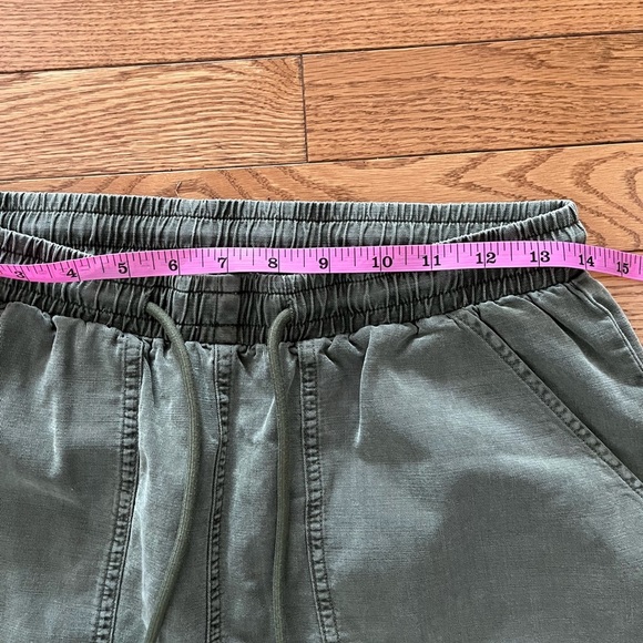 ❤️2/$50❤️[S/M]7 For All Mankind Cargo Joggers WMN Green PullOn Drawstring Army - Picture 4 of 8